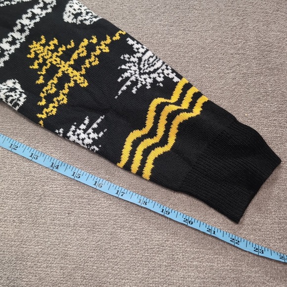 JAUL Black NWT Black White Yellow Long Sleeve Pullover Sweater Size Large Skull - Picture 9 of 10